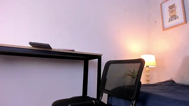 Caroline dh online show from April 4, 2026, 11:50 am