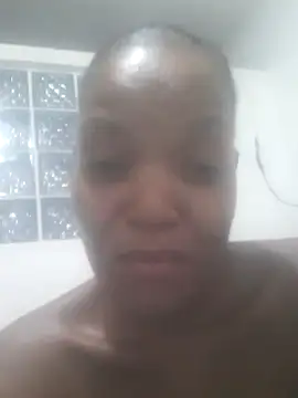 Feathergal69  online show from February 18, 2025, 7:41 pm