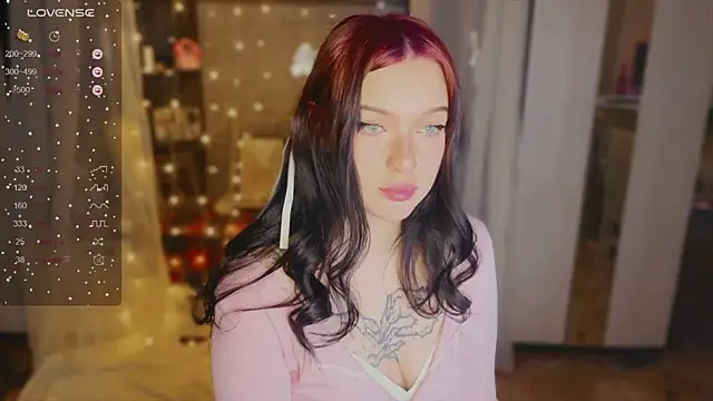 EmmaKittyCat online show from February 22, 2026, 9:16 pm