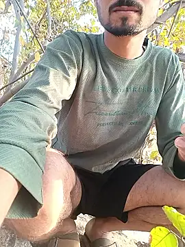 Snapshot of Piyush_2024 chatting on March 8, 2026, 2:04 am Piyush 2024 online show from March 8, 2026, 2:04 am