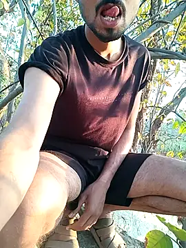 Snapshot of Piyush_2024 chatting on March 11, 2026, 1:43 am Piyush 2024 online show from March 11, 2026, 1:43 am