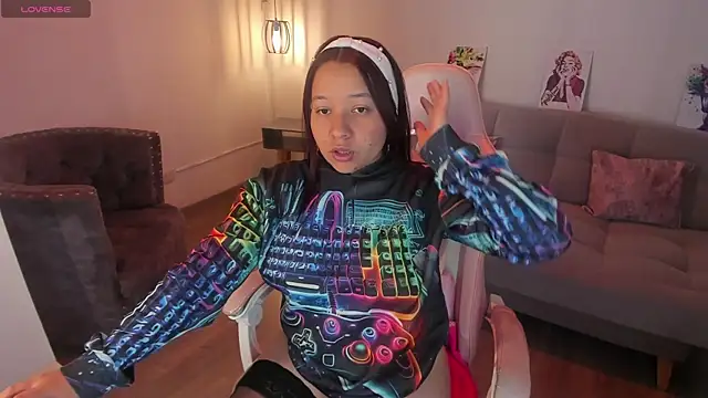 Jhiinny Brownn online show from September 14, 2025, 3:07 am