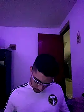 Snapshot of Jestebanano chatting on November 8, 2025, 11:30 pm Jestebanano online show from November 8, 2025, 11:30 pm