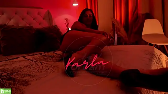 karla paradise  online show from December 16, 2024, 9:31 pm