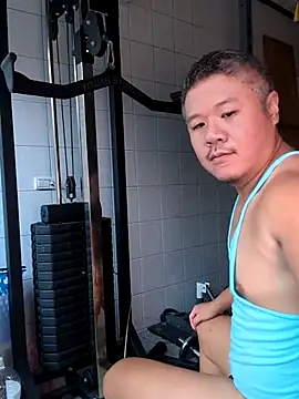 taiwan07010 online show from October 17, 2025, 7:11 am