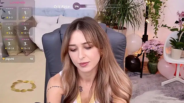 Snapshot of Sophie_Enzo chatting on October 27, 2025, 10:00 pm Sophie Enzo online show from October 27, 2025, 10:00 pm