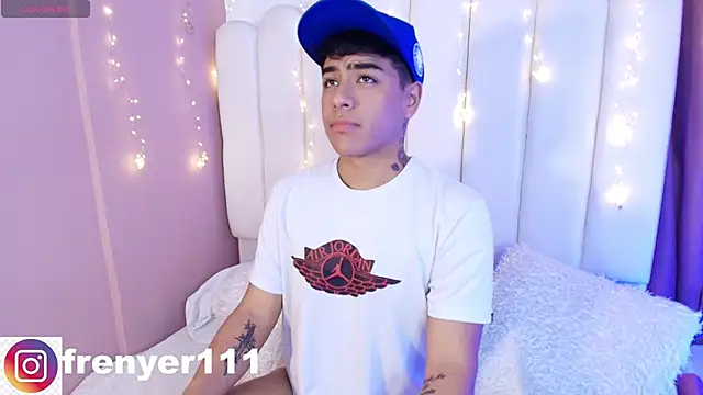 kiing azahell online show from February 28, 2025, 1:15 am