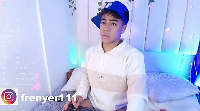 kiing azahell online show from January 22, 2025, 2:59 am