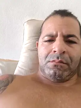 Snapshot of Marciogrei chatting on March 4, 2026, 6:15 pm Marciogrei online show from March 4, 2026, 6:15 pm