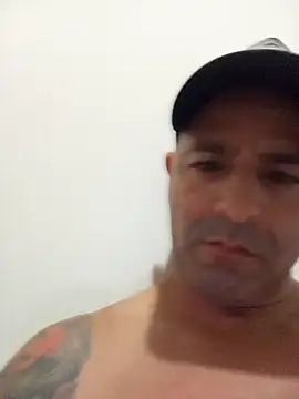 Marciogrei online show from February 19, 2025, 7:48 pm