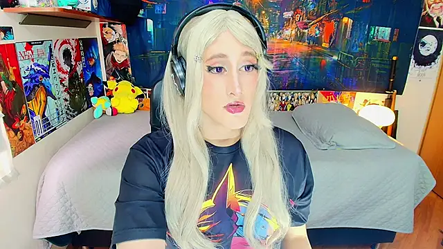 HakuRukushka online show from November 8, 2025, 8:23 pm