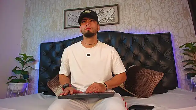 MattDevon online show from March 3, 2026, 5:03 am