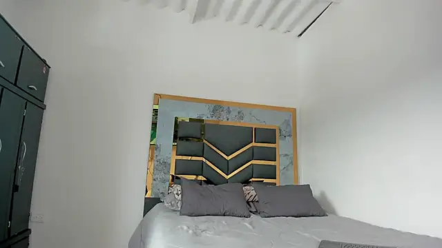 MattDevon online show from October 3, 2025, 5:14 pm