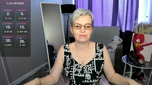 Snapshot of Cutie_Erikaa1 chatting on May 10, 2026, 2:26 am Cutie Erikaa1 online show from May 10, 2026, 2:26 am
