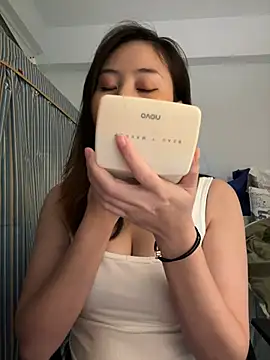 cwonchyn online show from December 14, 2024, 10:24 am