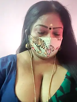 Snapshot of maniisha chatting on February 24, 2025, 8:49 am maniisha online show from February 24, 2025, 8:49 am