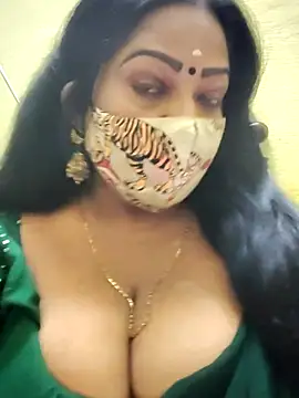 Snapshot of maniisha chatting on October 6, 2025, 7:36 pm maniisha online show from October 6, 2025, 7:36 pm