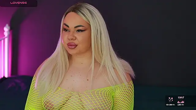 Snapshot of MissLilaa chatting on December 7, 2024, 4:53 pm MissLilaa online show from December 7, 2024, 4:53 pm