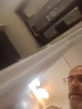 geilerschwanz64 online show from September 23, 2025, 9:44 pm