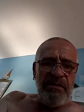 geilerschwanz64 online show from March 10, 2025, 3:45 am