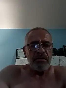 geilerschwanz64 online show from March 21, 2025, 9:34 pm