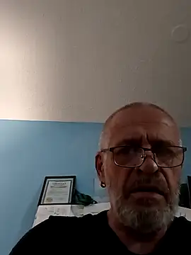 geilerschwanz64 online show from March 9, 2025, 3:16 pm