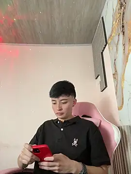 Snapshot of nico_18x chatting on February 5, 2026, 10:05 pm nico 18x online show from February 5, 2026, 10:05 pm