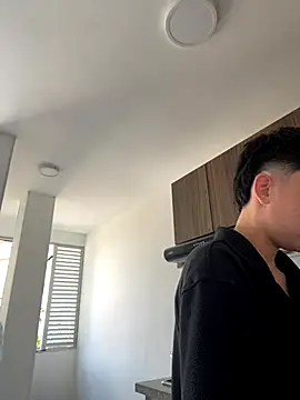 nico 18x online show from September 28, 2025, 7:32 pm