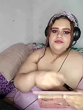 Snapshot of GeovanaLiveHot chatting on February 15, 2025, 6:02 am GeovanaLiveHot online show from February 15, 2025, 6:02 am