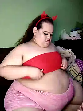 Snapshot of GeovanaLiveHot chatting on December 16, 2024, 5:49 am GeovanaLiveHot online show from December 16, 2024, 5:49 am