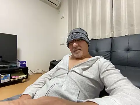 Grandpa29hijii online show from November 16, 2025, 1:49 pm