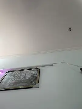 Snapshot of Archi-07 chatting on September 28, 2025, 7:59 am Archi-07 online show from September 28, 2025, 7:59 am