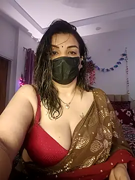 Snapshot of Archi-07 chatting on November 19, 2025, 5:29 am Archi-07 online show from November 19, 2025, 5:29 am