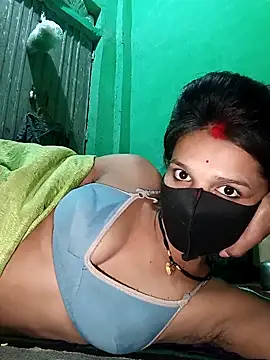 Hoty girl 143 online show from November 30, 2025, 3:46 pm