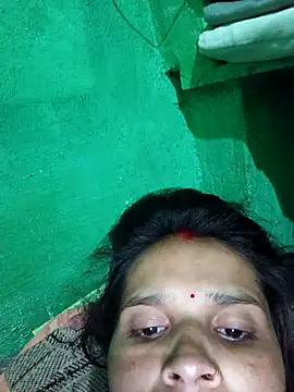 Hoty girl 143 online show from December 5, 2025, 6:17 pm