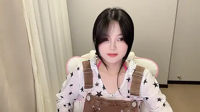 Snapshot of max688 chatting on April 1, 2026, 12:28 pm max688 online show from April 1, 2026, 12:28 pm