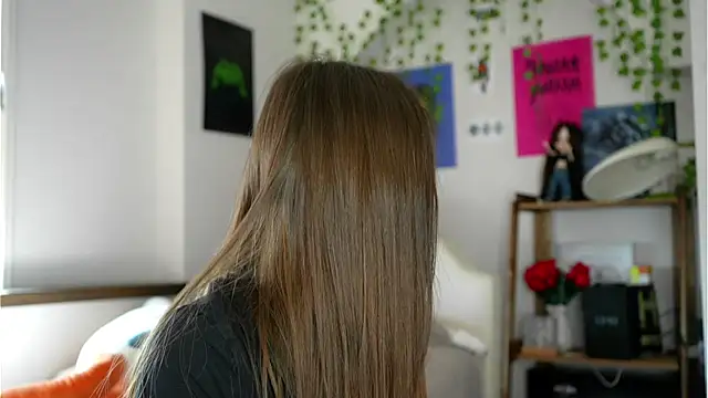 Snapshot of EvaLung777 chatting on March 26, 2026, 8:45 am EvaLung777 online show from March 26, 2026, 8:45 am