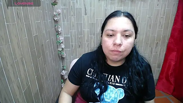 Snapshot of solyeria chatting on February 1, 2026, 7:17 am solyeria online show from February 1, 2026, 7:17 am