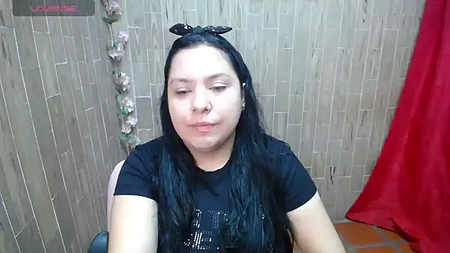 Snapshot of solyeria chatting on October 29, 2025, 1:26 am solyeria online show from October 29, 2025, 1:26 am