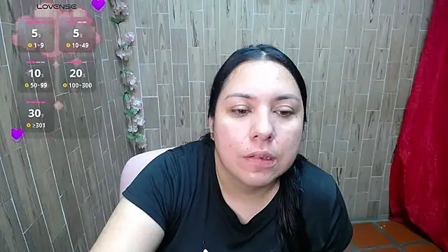 Snapshot of solyeria chatting on December 21, 2025, 2:57 am solyeria online show from December 21, 2025, 2:57 am