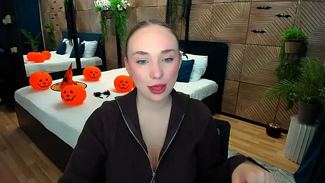 TrueReincarnation online show from November 4, 2025, 10:52 am