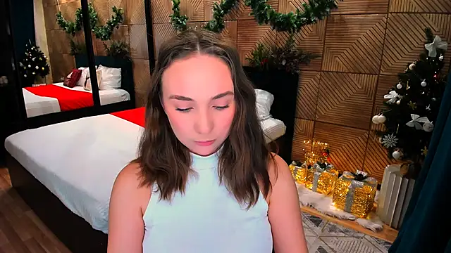 Snapshot of TrueReincarnation chatting on December 18, 2025, 10:08 am TrueReincarnation online show from December 18, 2025, 10:08 am