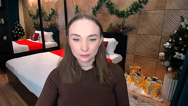 Snapshot of TrueReincarnation chatting on December 23, 2025, 10:14 am TrueReincarnation online show from December 23, 2025, 10:14 am