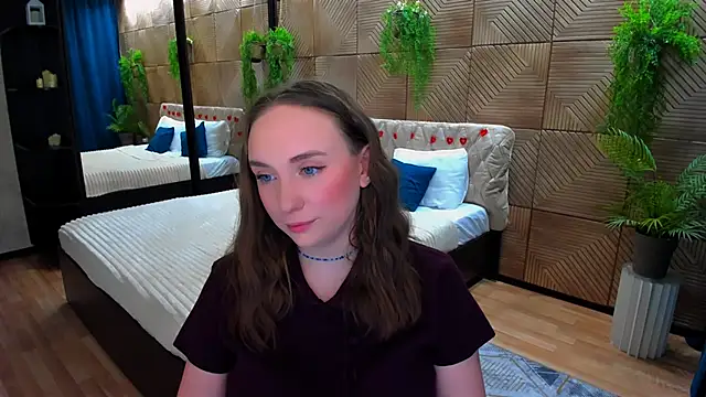 Snapshot of TrueReincarnation chatting on February 19, 2026, 4:04 pm TrueReincarnation online show from February 19, 2026, 4:04 pm