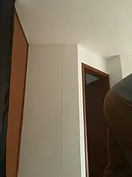 jimmykein 1 online show from February 23, 2025, 2:04 pm