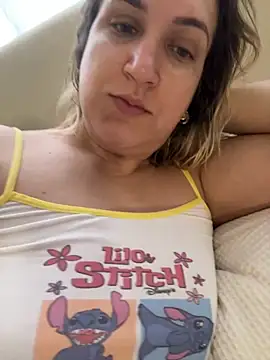 Snapshot of Bia_sexynovaes chatting on November 23, 2025, 11:42 am Bia sexynovaes online show from November 23, 2025, 11:42 am