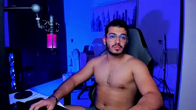 BrunoD31 online show from November 28, 2025, 4:01 am