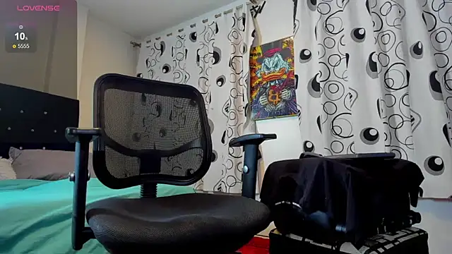 Snapshot of Giomar_Reyes chatting on October 12, 2025, 5:53 am Giomar Reyes online show from October 12, 2025, 5:53 am