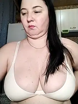Snapshot of Holly-69 chatting on March 16, 2025, 4:34 pm Holly-69 online show from March 16, 2025, 4:34 pm
