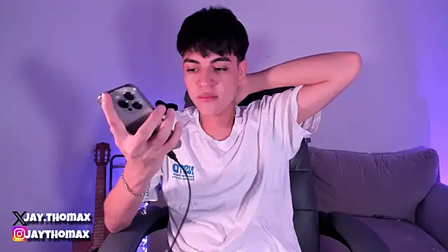 JaycoThomas online show from February 1, 2025, 4:03 am